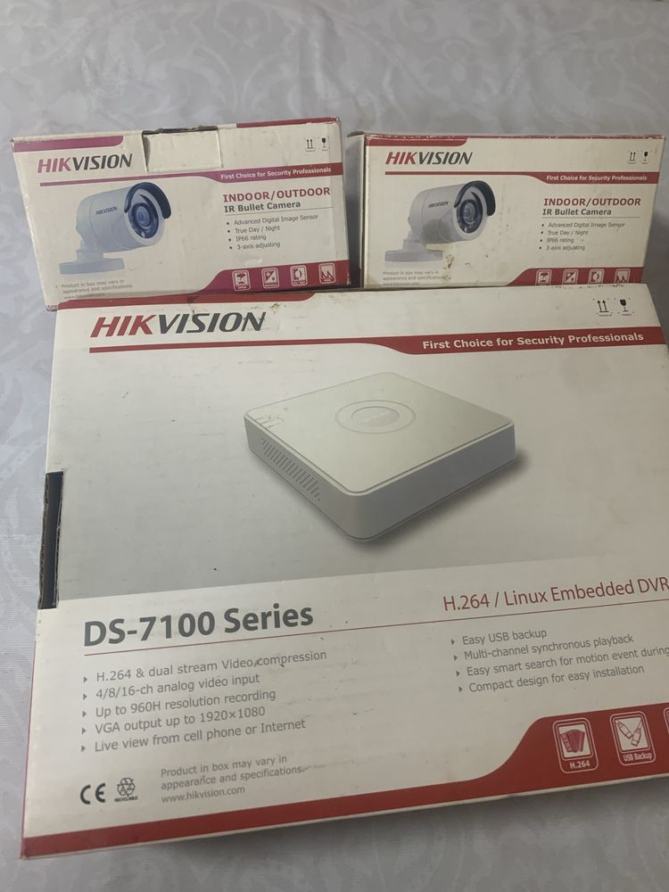 Відеоспостереддення Hikvision ds-7100