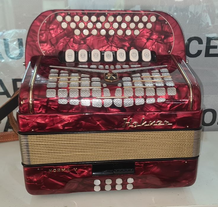 Concertina hohner 4 voz
