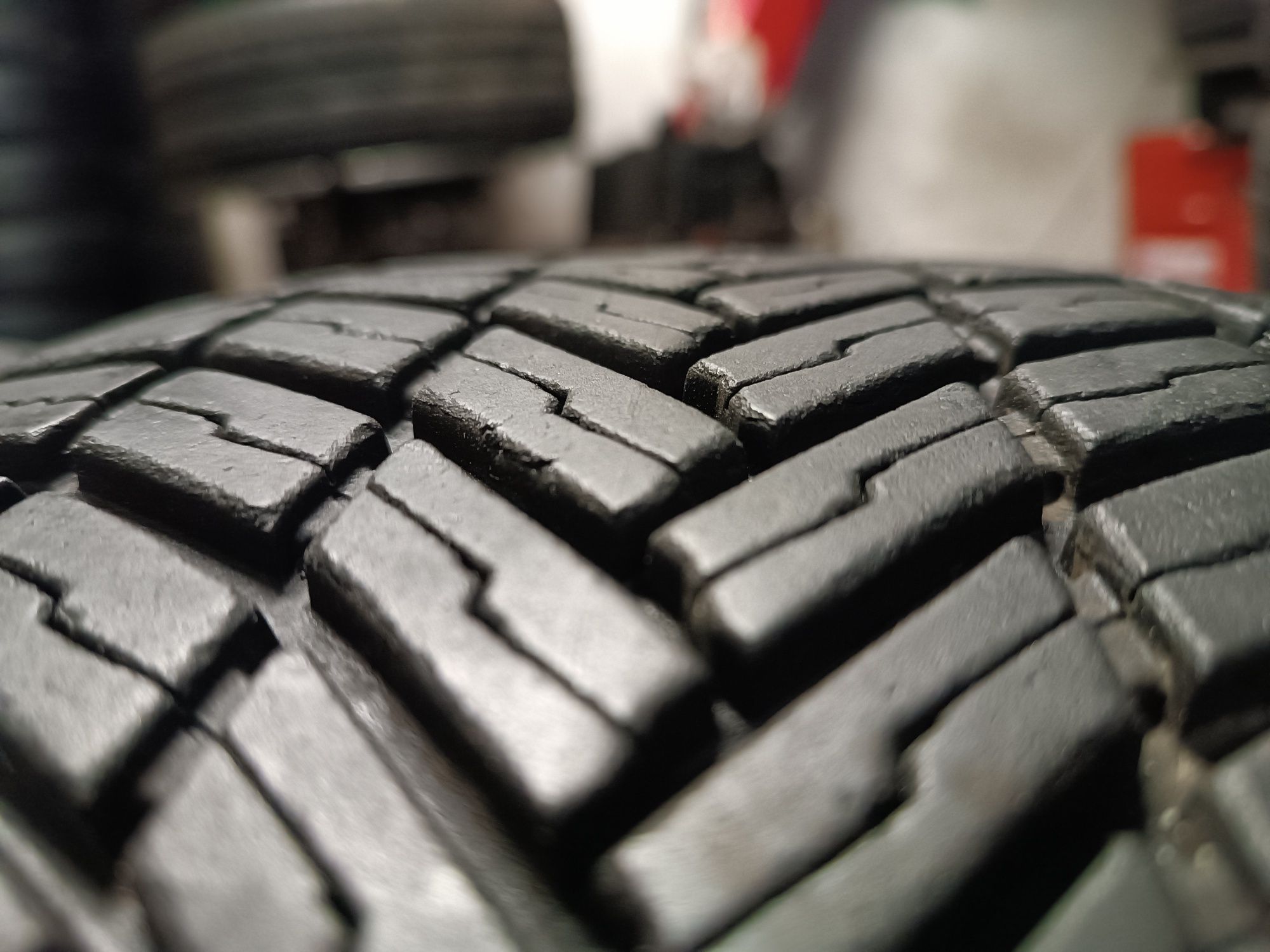 Sprzedam Oponę pojedynczą 225/45 r17 Bridgestone