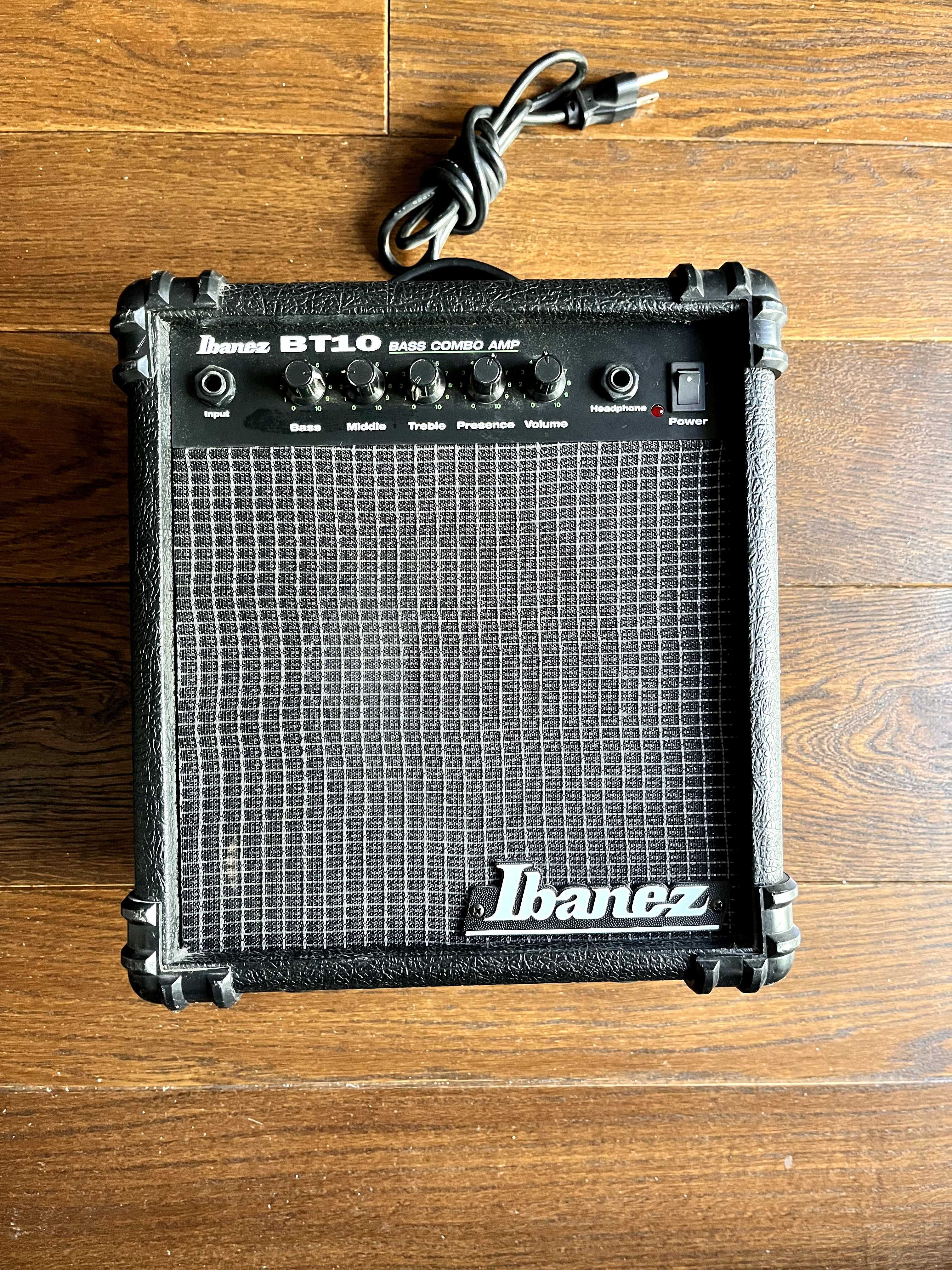 Wzmacniacz Ibanez BT10 basowy
