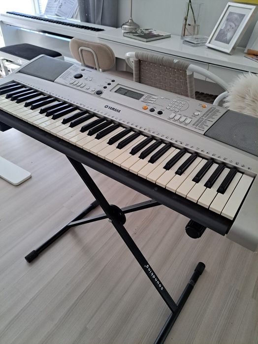 Keyboard yamaha z dynamiczną klawiaturą plus statyw MIDI 5 oktaw