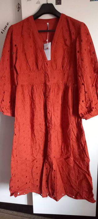 Vestido novo, comprido, bordado, cor de tijolo, M/38 - Tiffosi