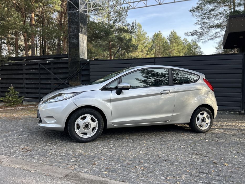 Форд Фієста в чудовому стані