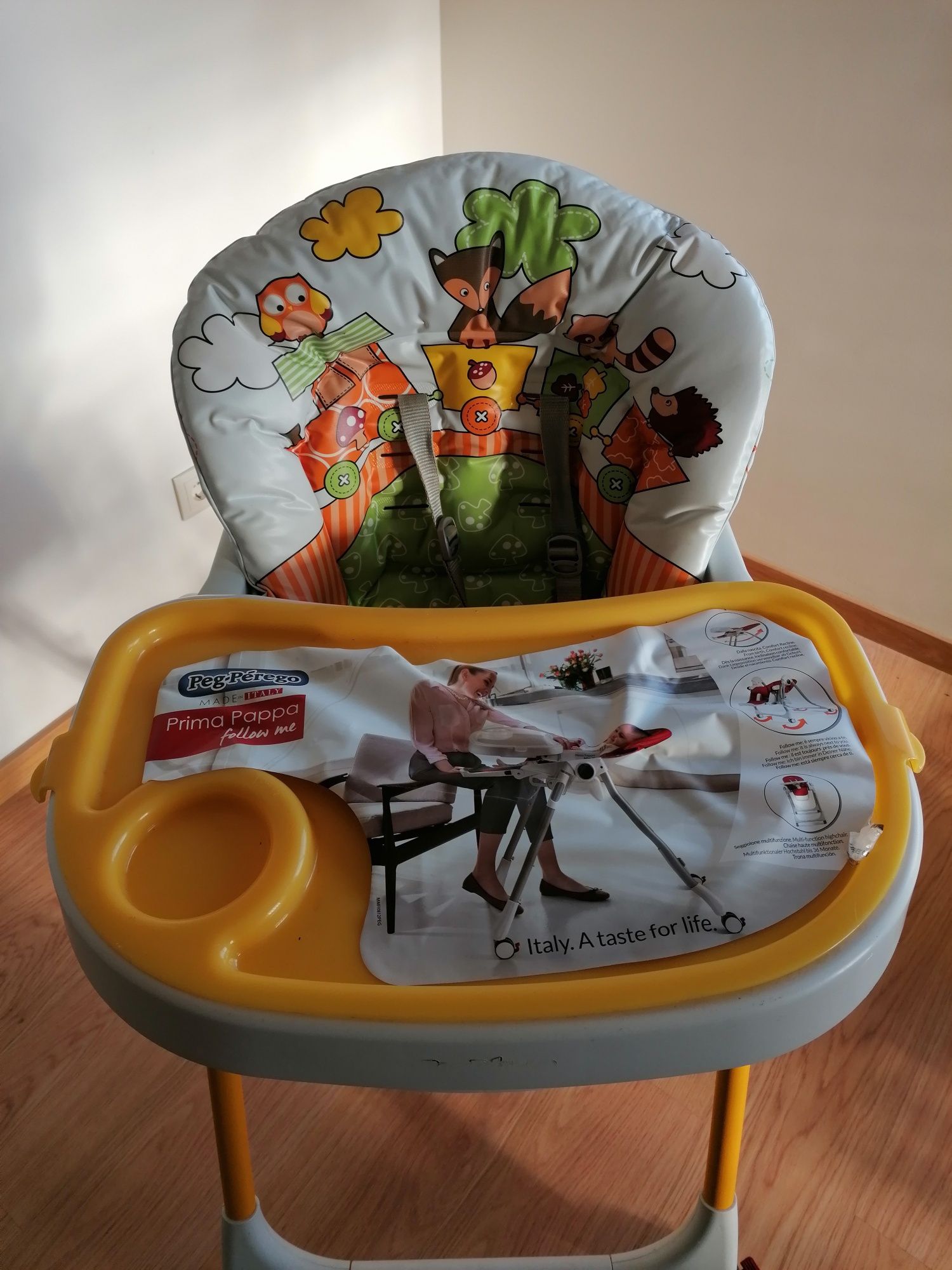 Cadeira de alimentação bebe