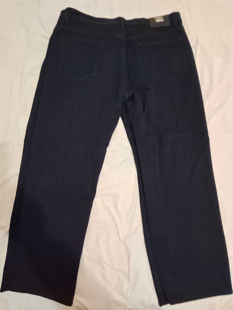 Плотные мужские джинсы б/у размер W44 L31