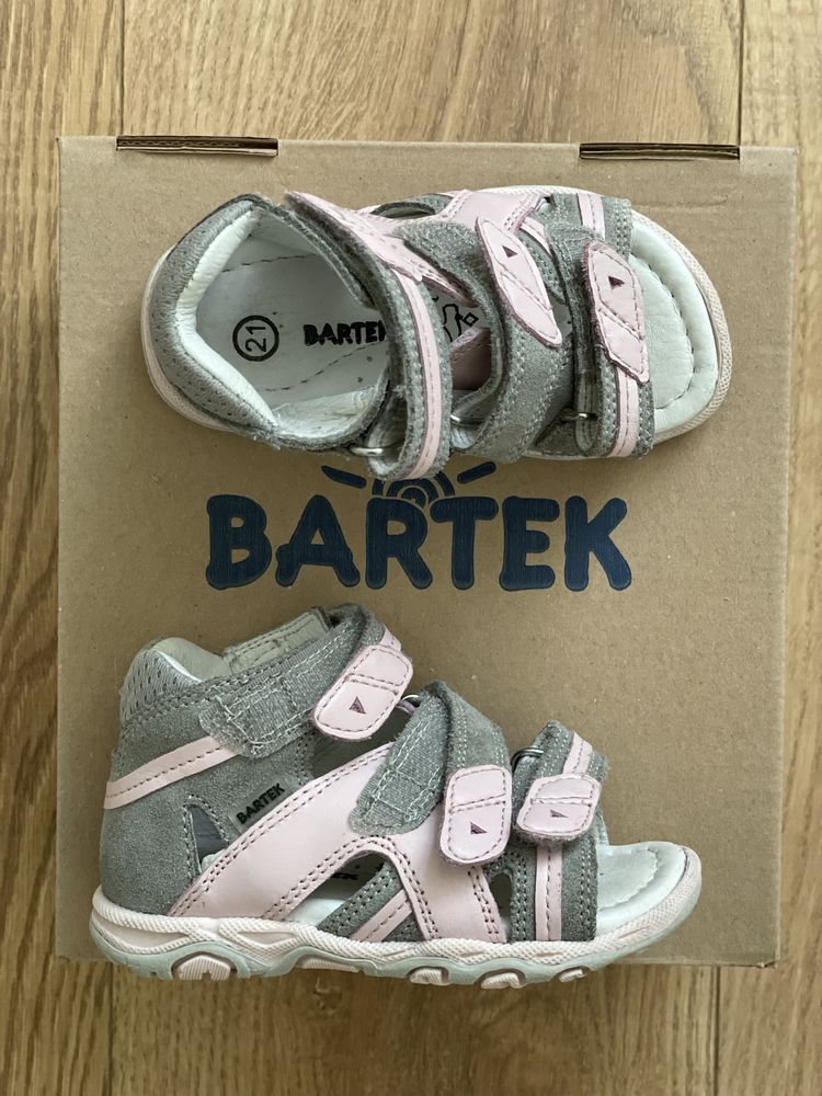 Bartek сандали для девочки