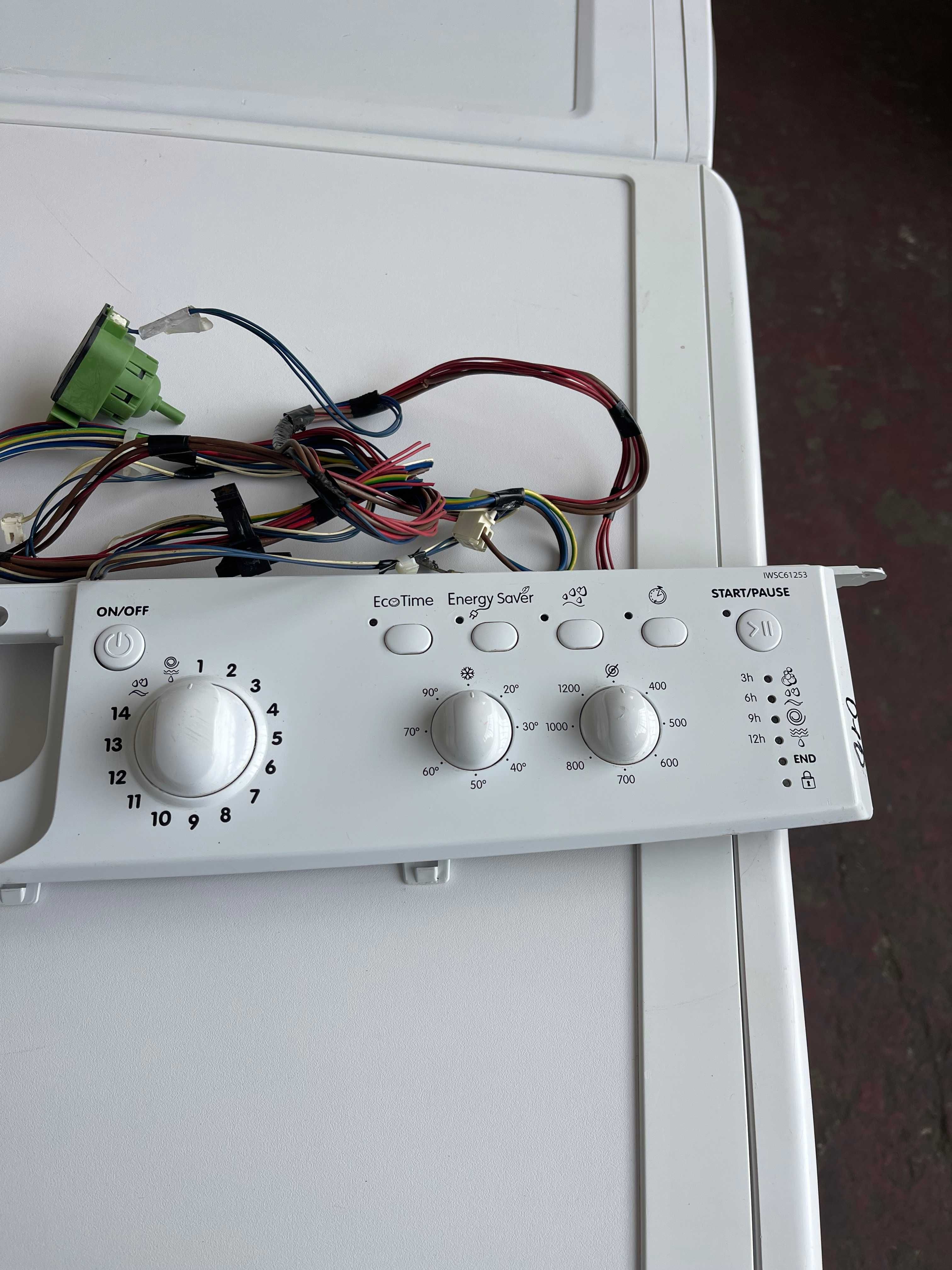 Programator do pralki Indesit IWSC61253