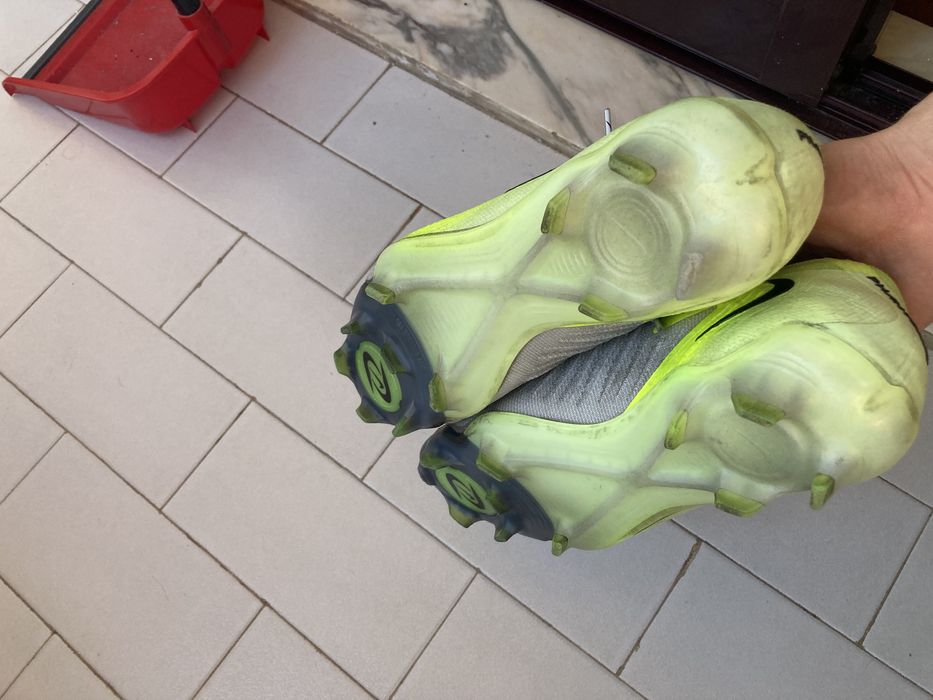 Chuteiras Nike Phantom Pro