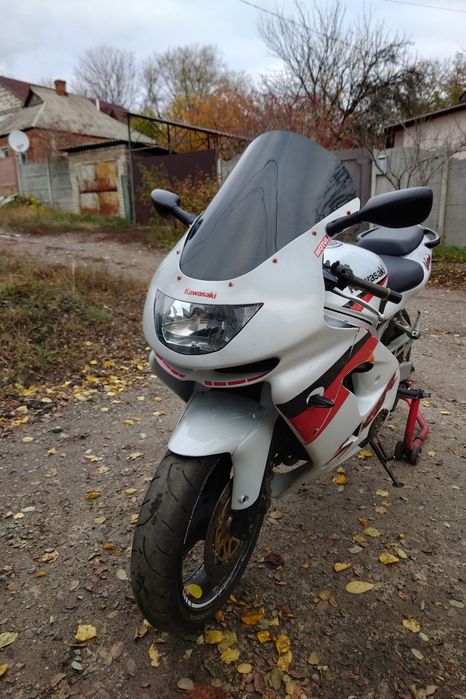 Kawasaki zx 9r 1998 год