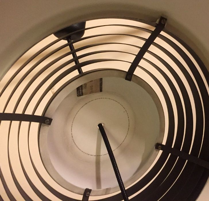 Candeeiro AJ Royal 500, Arne Jacobsen para Louis Poulsen