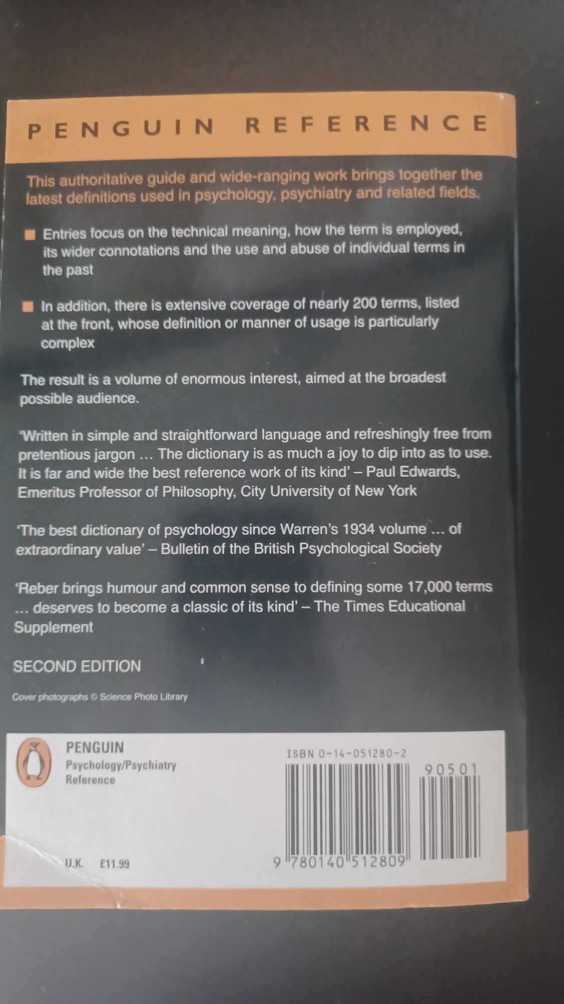Livro "Dictionary of Psychology" de Arthur S. Reber