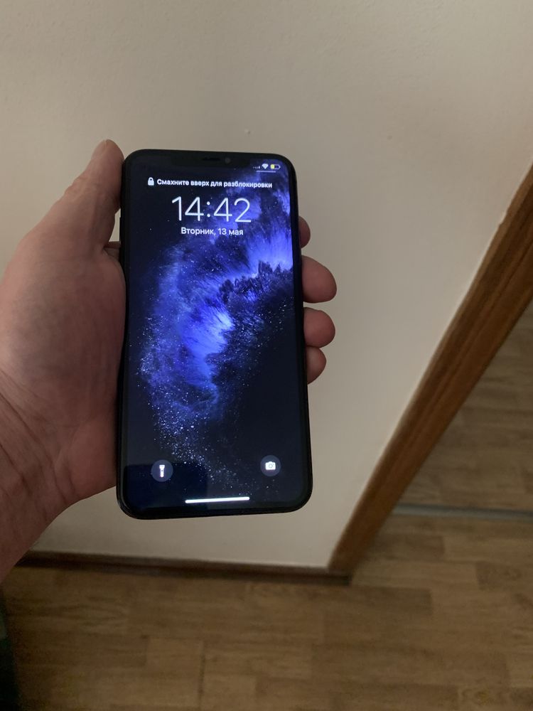 Продам iphone 11 pro max под r sim