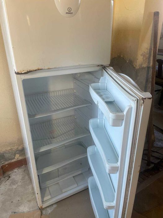 Frigorífico para peças