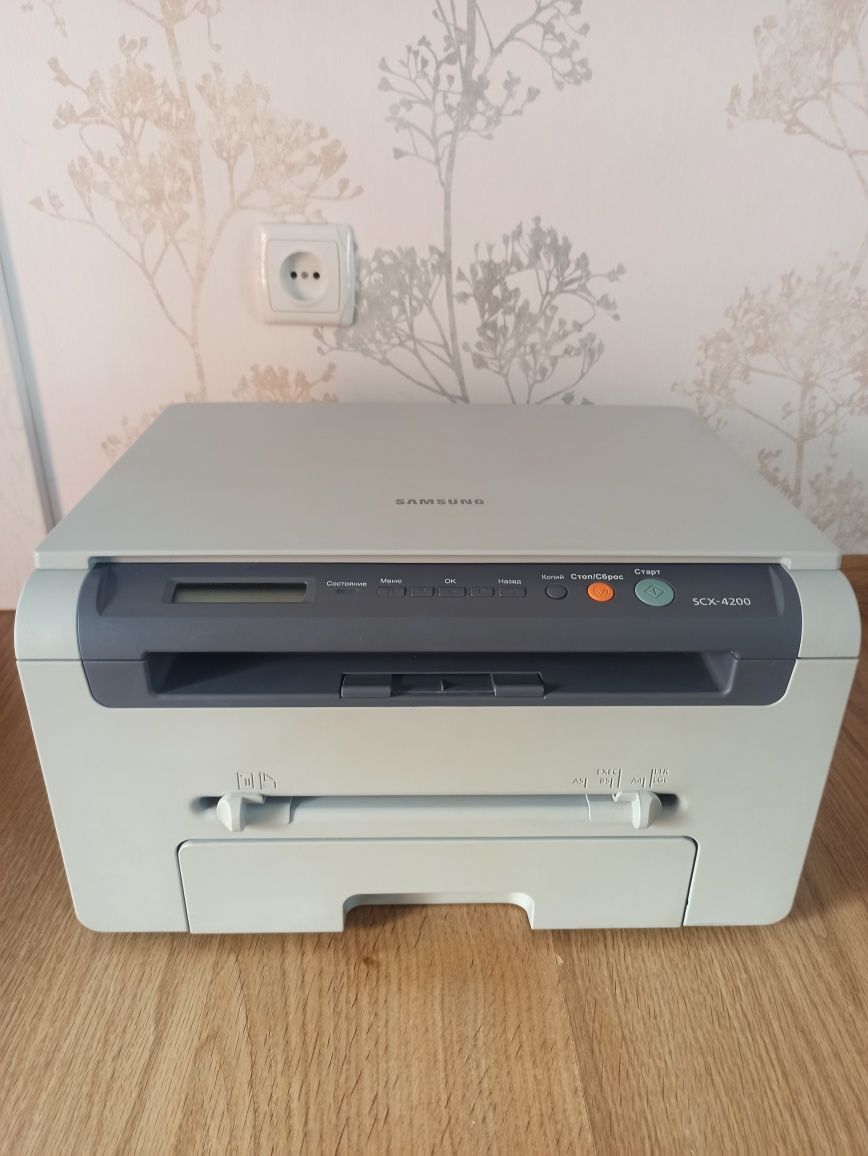 Багатофункціональний пристрій Samsung scx-4200 принтер, сканер, копір