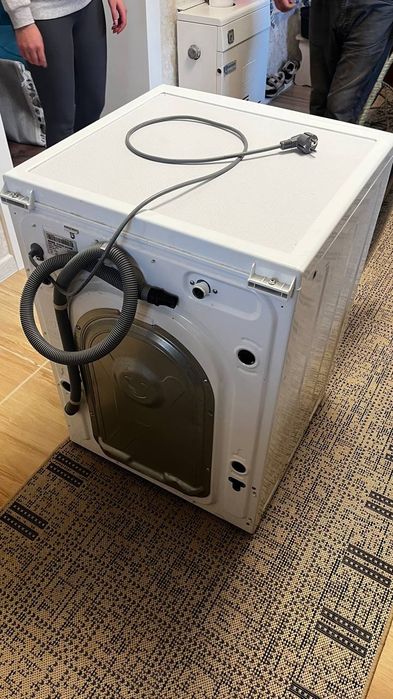 Продам пральну машину