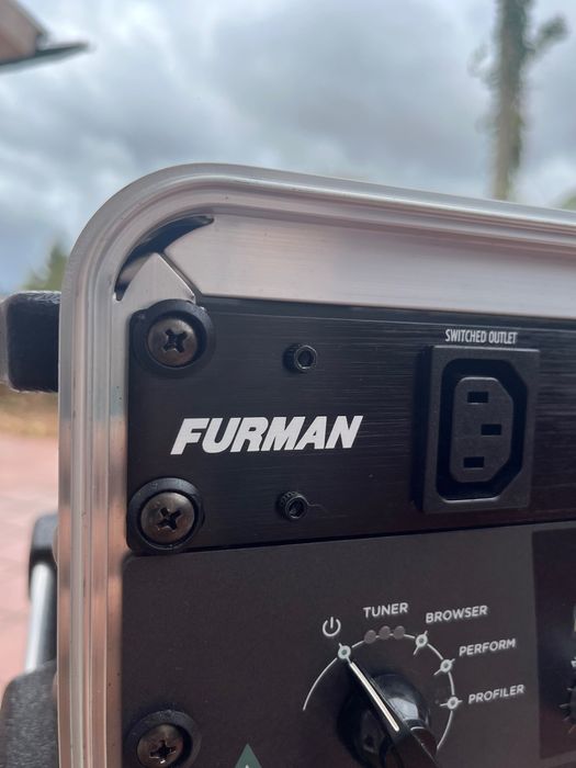 KEMPER Profiler Rack (com Furman e poweramp)