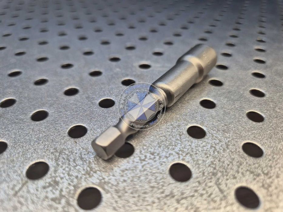 Nasadka na wkrętarkę 8mm Nasadka magnetyczna do wkrętarki 8mm