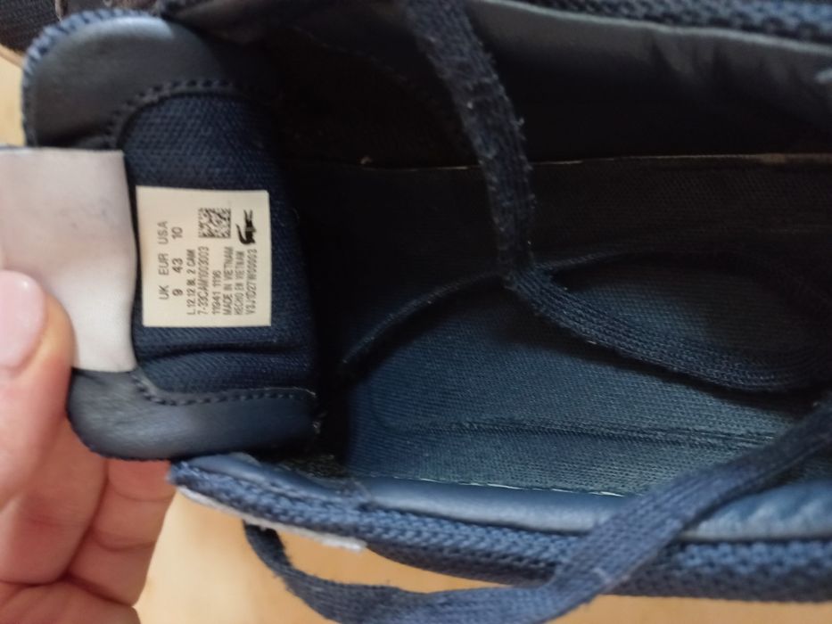 Sapatilhas de homem Lacoste tam 43