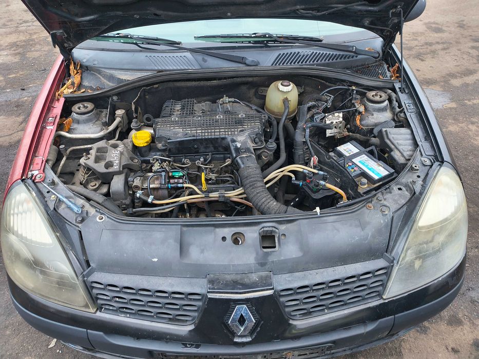 Renault Clio 2001r, 1.5 On - na części.