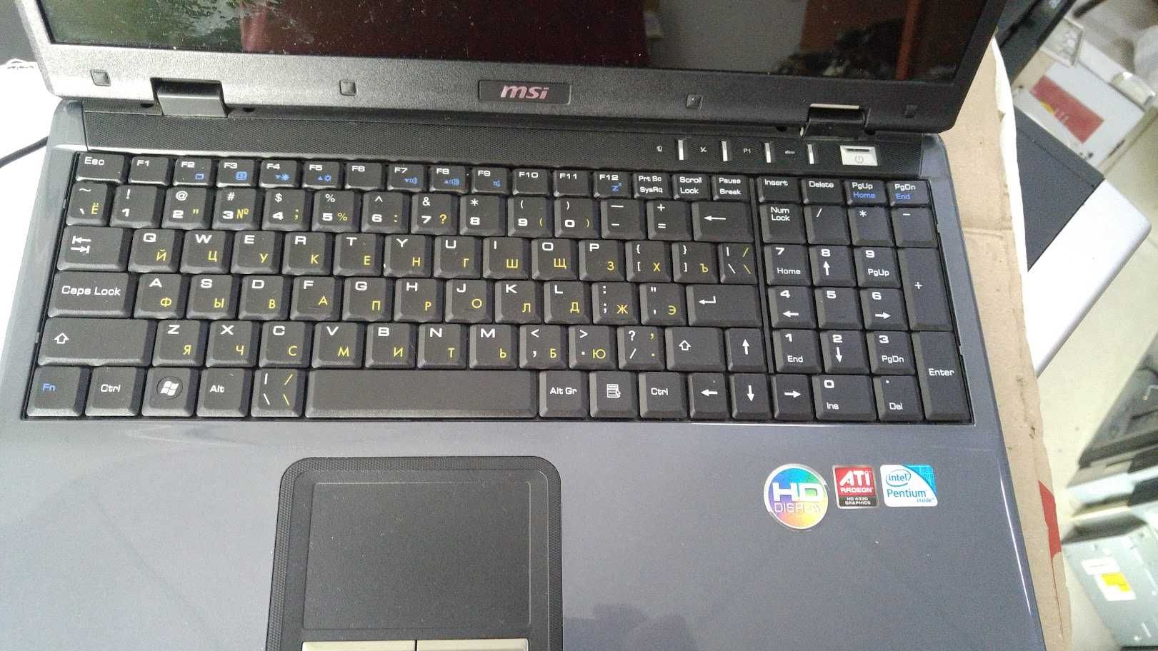 Ноутбук MSI CX600 MS-1682