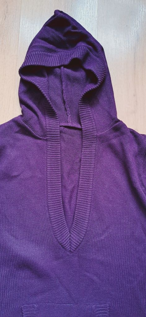 Sweter z kapturem longsleeve