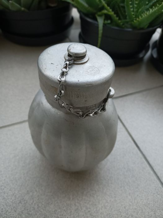 Manierka wojskowa oryginalna,  bidon wojskowy stary