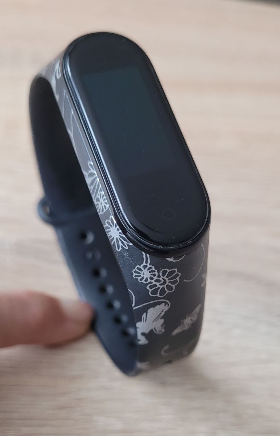 Opaska Mi band 4
