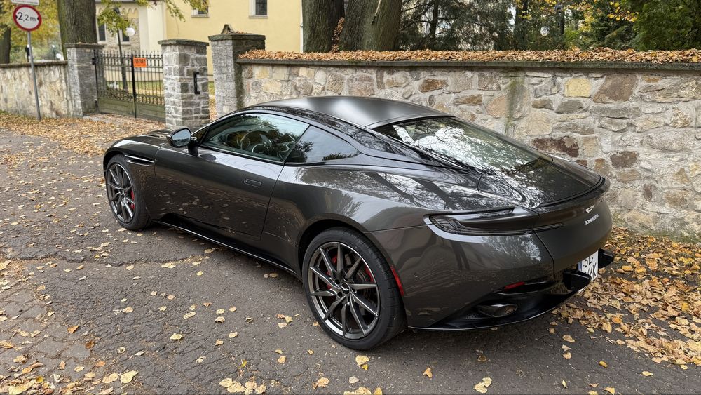 Aston Martin DB11 V12 5.2 twin turbo 608km PPF zamiana