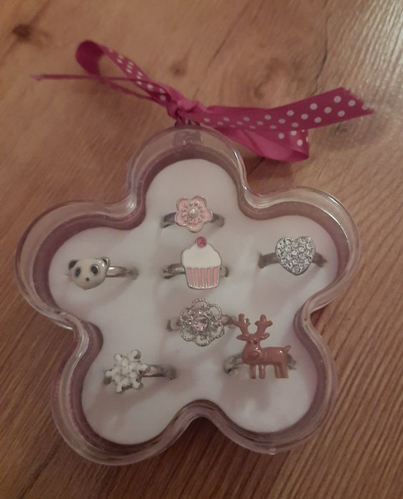 Zestaw pierścionków Reserved