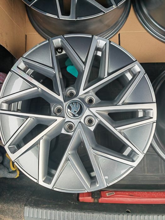 Диски авто Шкода Октавія А7 - А8