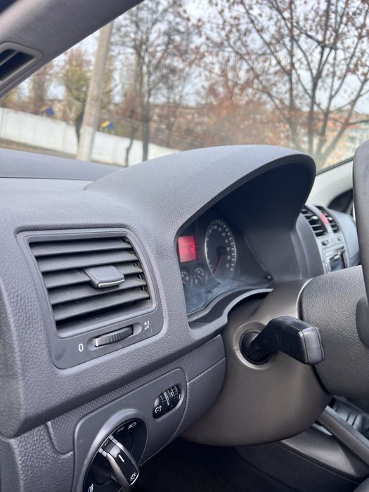 Продам Volkswagen Golf пятого покоління