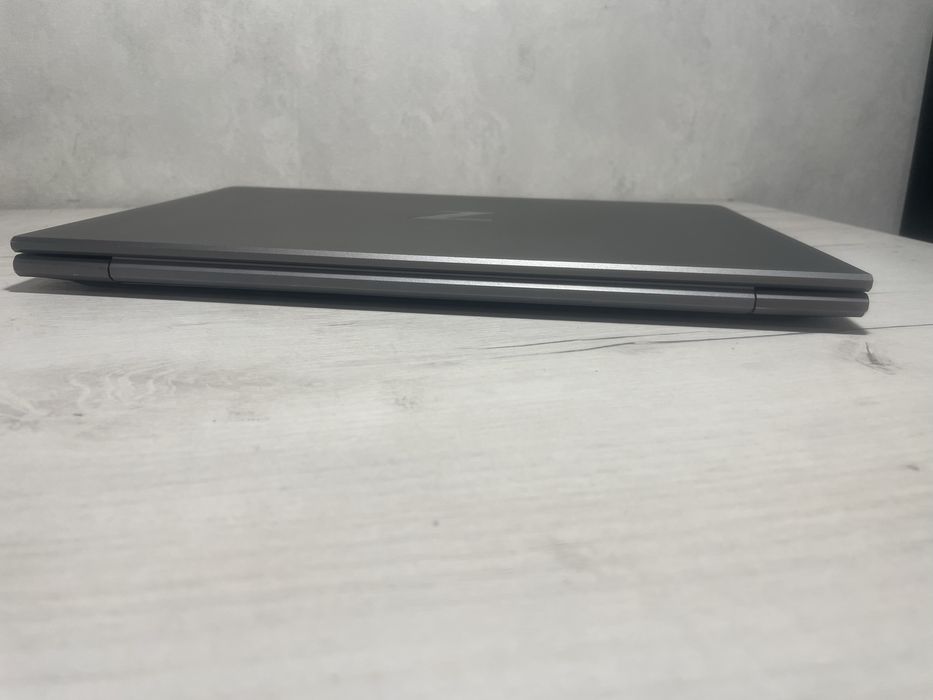 МЕТАЛЕВИЙ HP ZBook Firefly 14 G8 i5-1135g7 16GB/256GB SSD FullHD IPS