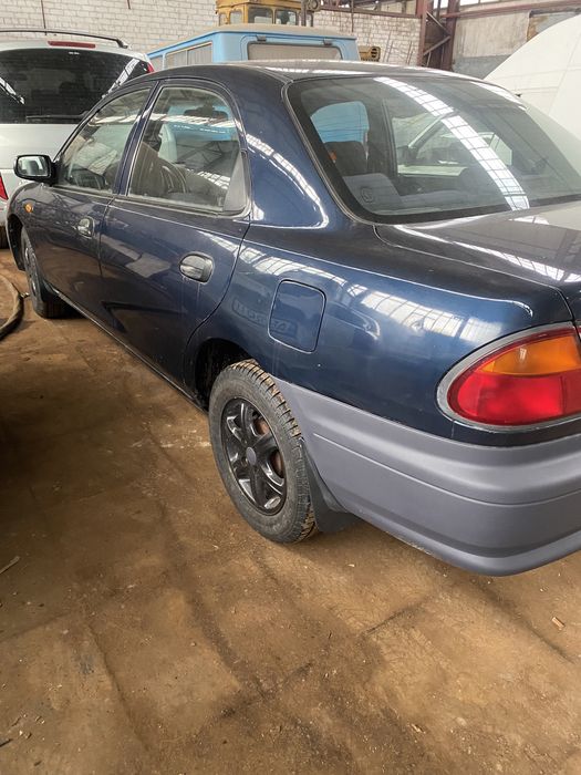 Продам Мазду 323 1998р.в.
