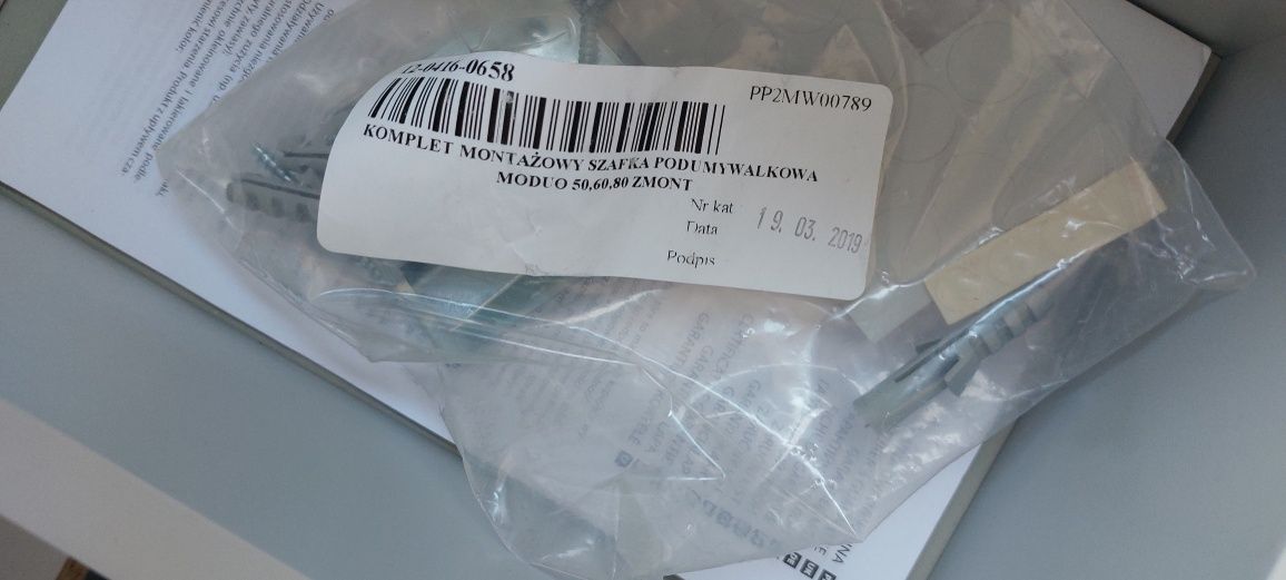 Nowa szafka podumywalkowa Cersanit modułowa