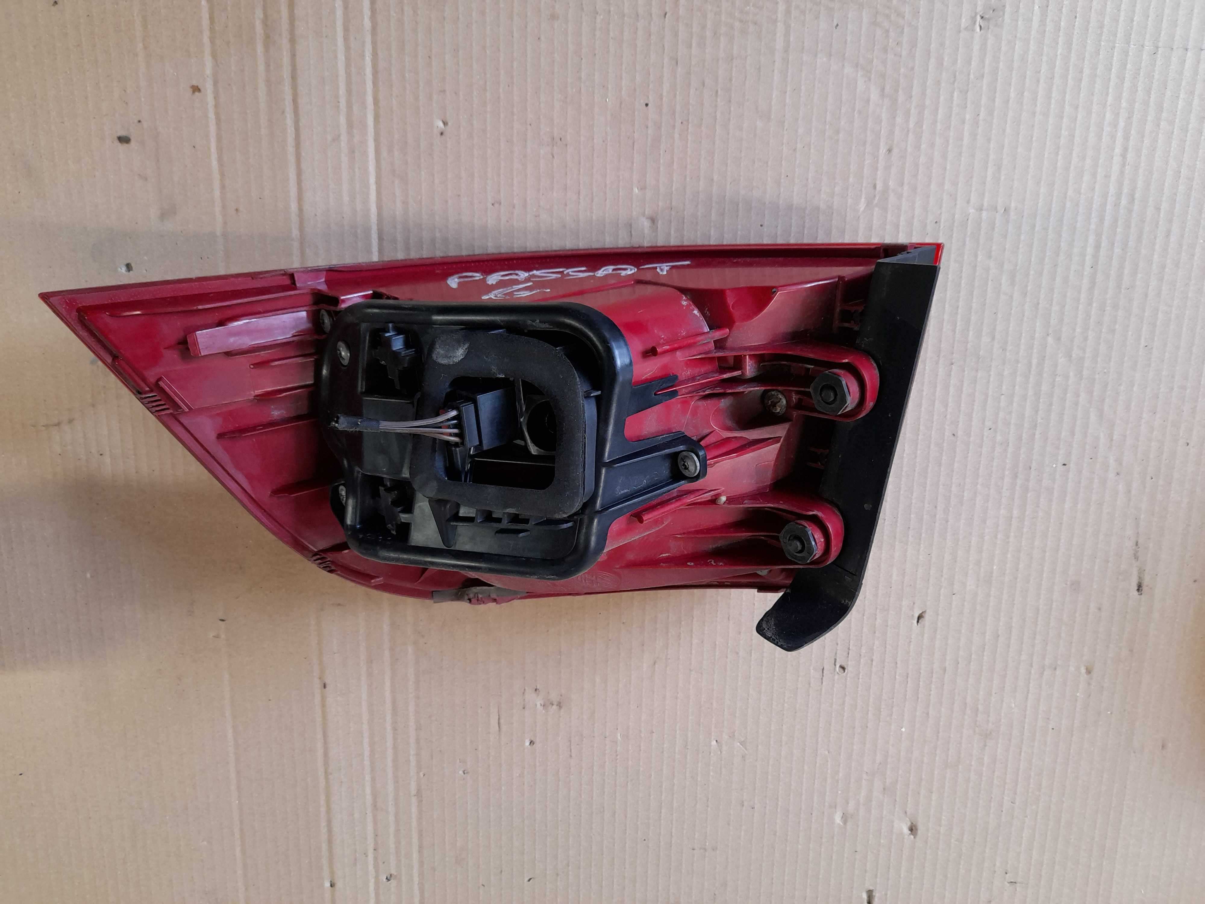 Lampa Lewy tył VW Passat B6 EU