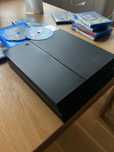 PlayStation 4 1Tb 2 pady 12 gier