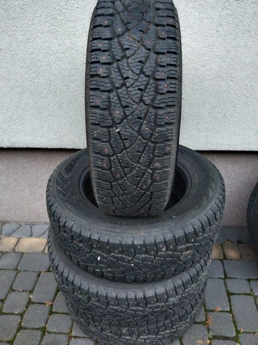 Opony 215/65/16 C Nokian Hakapelitta C3 4szt. Opony zimowe z Kolcami