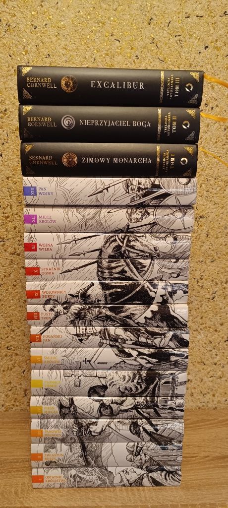 Bernard Cornwell, Wojny wikingów 1-13, Trylogia Arturiańska 1-3,zestaw