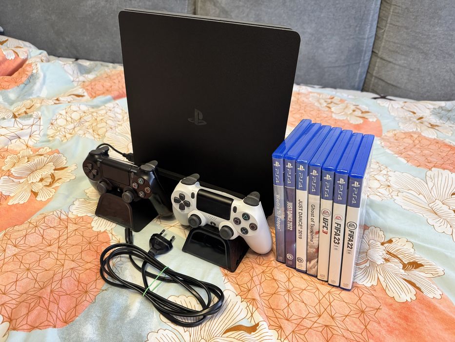 Konsola PS4 slim * 1TB * 2 pady * Gry * KOMPLET