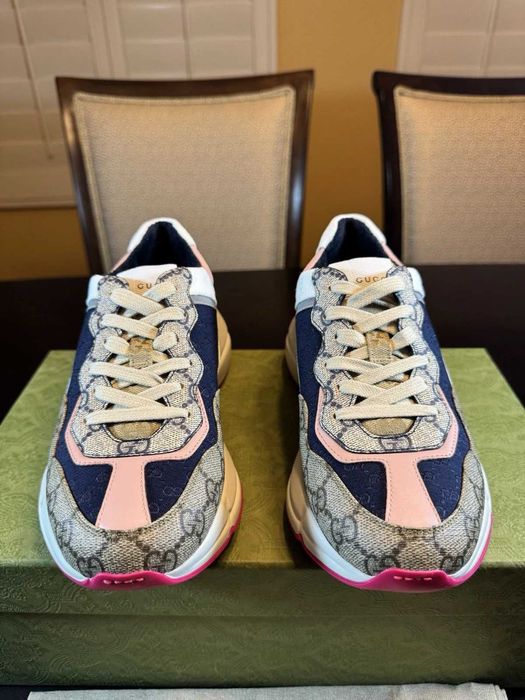 Ténis Gucci Rhyton GG Logo autênticos, novos, tamanho 36.5 / US 6.5.