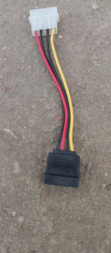 Kabel adapter zasilania do dysku SATA Molex