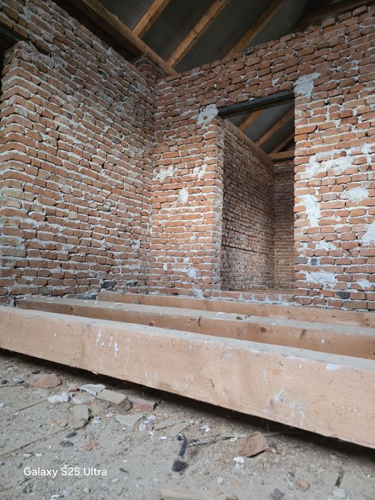 Продам будинок мансадного типу,літня кухня, в мальовничому місці!го