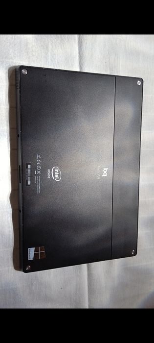 Tablet BQ Tesla W8