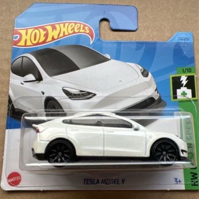 Hot Wheels Tesla Model Y.