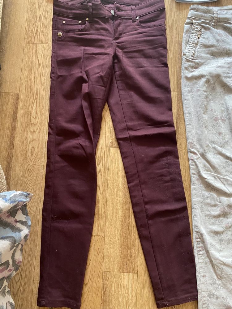 Пакет одежды для девушки(джинсы, штаны, 6 пар)