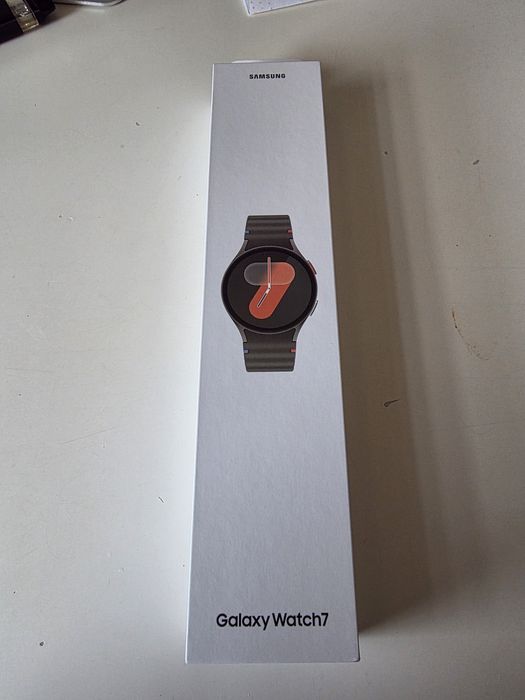 Nowy, zaplombowany Samsung Galaxy Watch 7 40mm Bluetooth