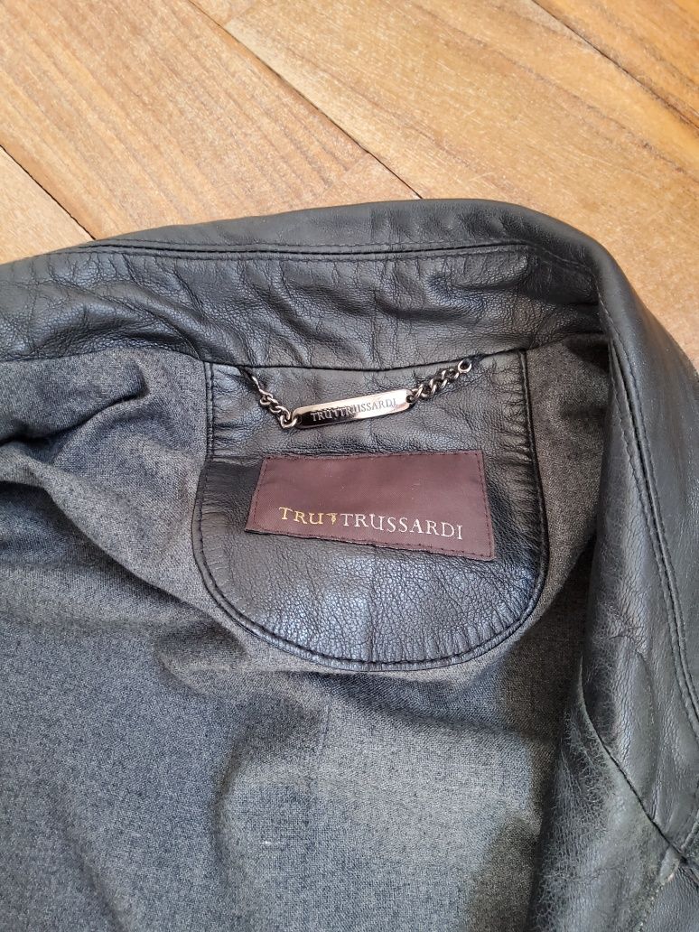Куртка кожаная TRUSSARDI размер 50R