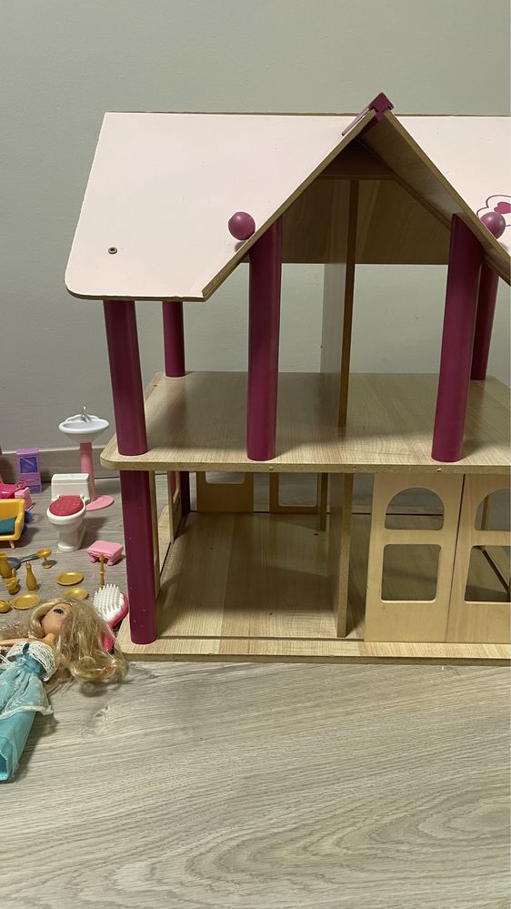 Domek dla lalek drewniany Barbi wyposazenie