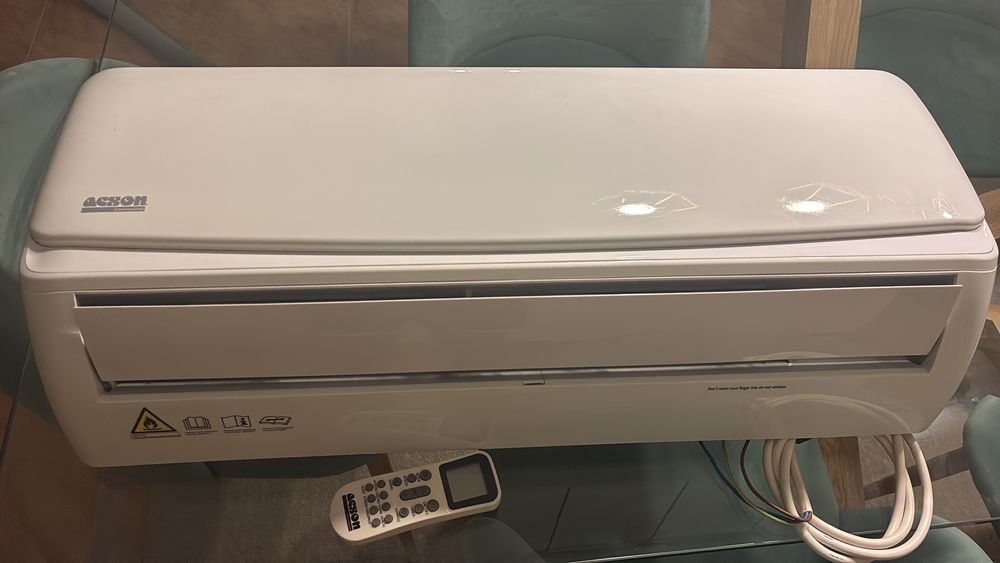 Ar condicionado Acson A6WMJ35AR – 12.000 BTU (frio e calor)