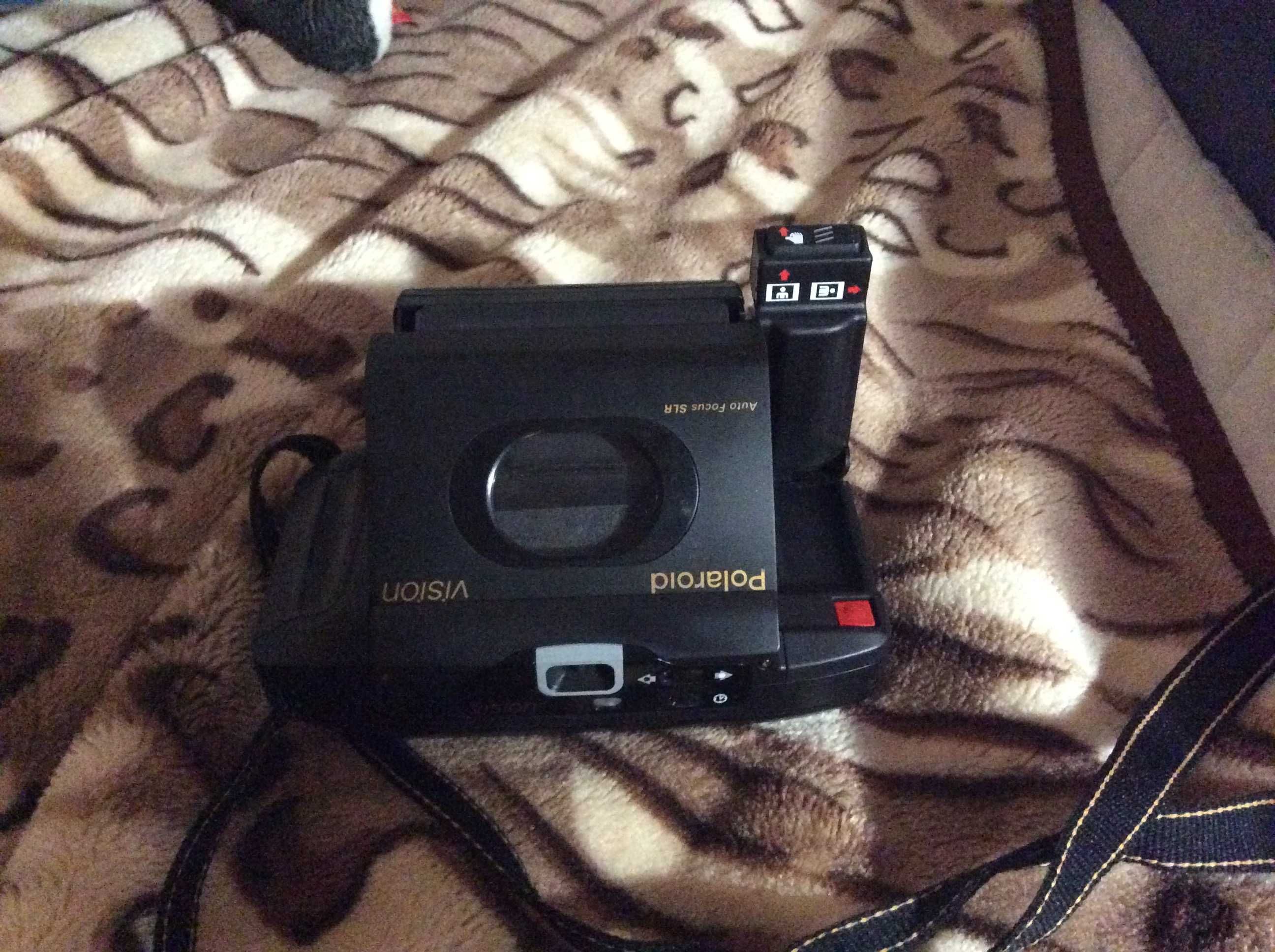 Sprzedam aparat kolekcjonerski Polaroid vision 95 film